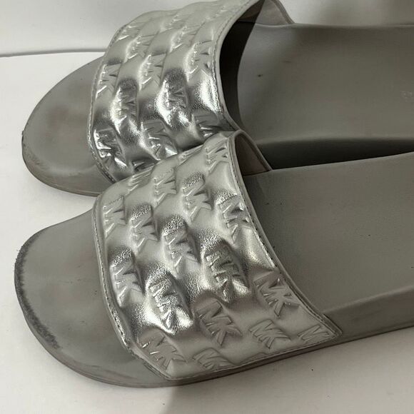 Michael Kors Women's Silver Metallic MK Logo Embossed Slip On Sandals Size 9 - Picture 7 of 11